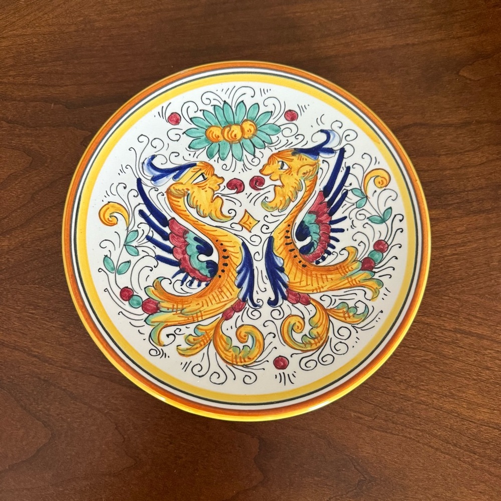 Deruta Italian Art Pottery Raffaellesco Wall Hanging or Salad Plates 8"